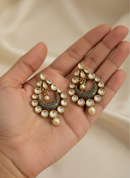 Traditional Kundan Moonshaped Earrings