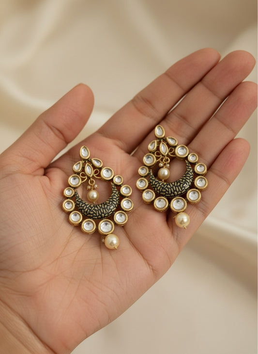 Traditional Kundan Moonshaped Earrings